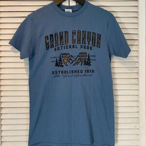 GRAND CANYON National Park T-Shirt Design on Front. Back is Solid Blue. New.🫏